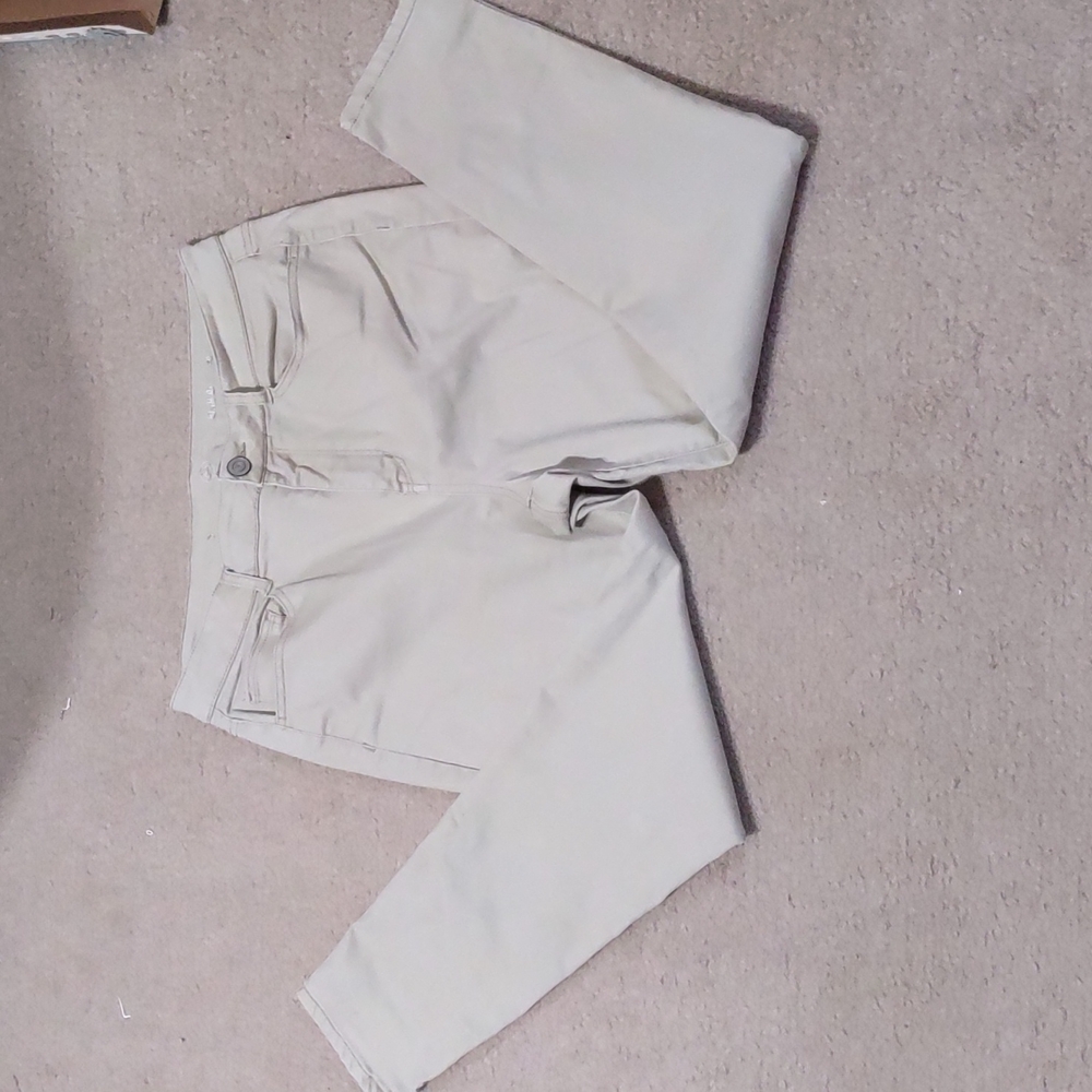 Light tan high rise jeggings size 15 barely worn